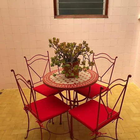Guest house 